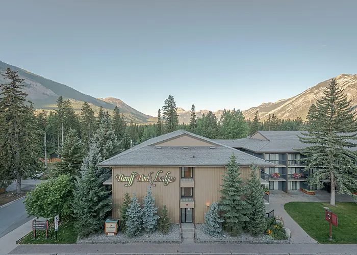 Banff Park Lodge